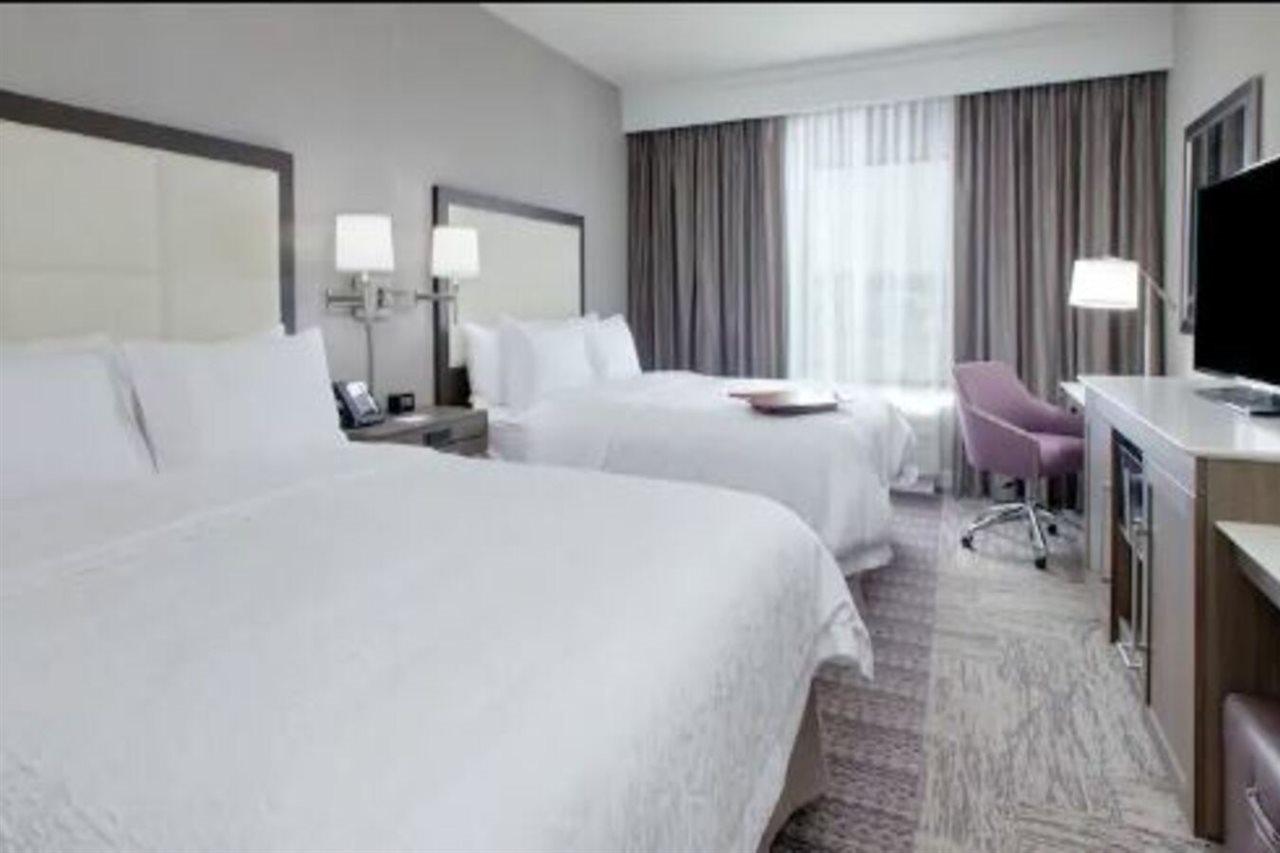 Hampton Inn & Suites Tyler-South Екстериор снимка