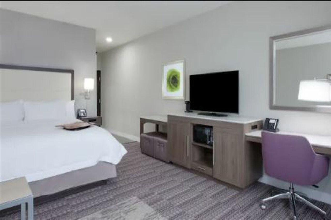 Hampton Inn & Suites Tyler-South Екстериор снимка