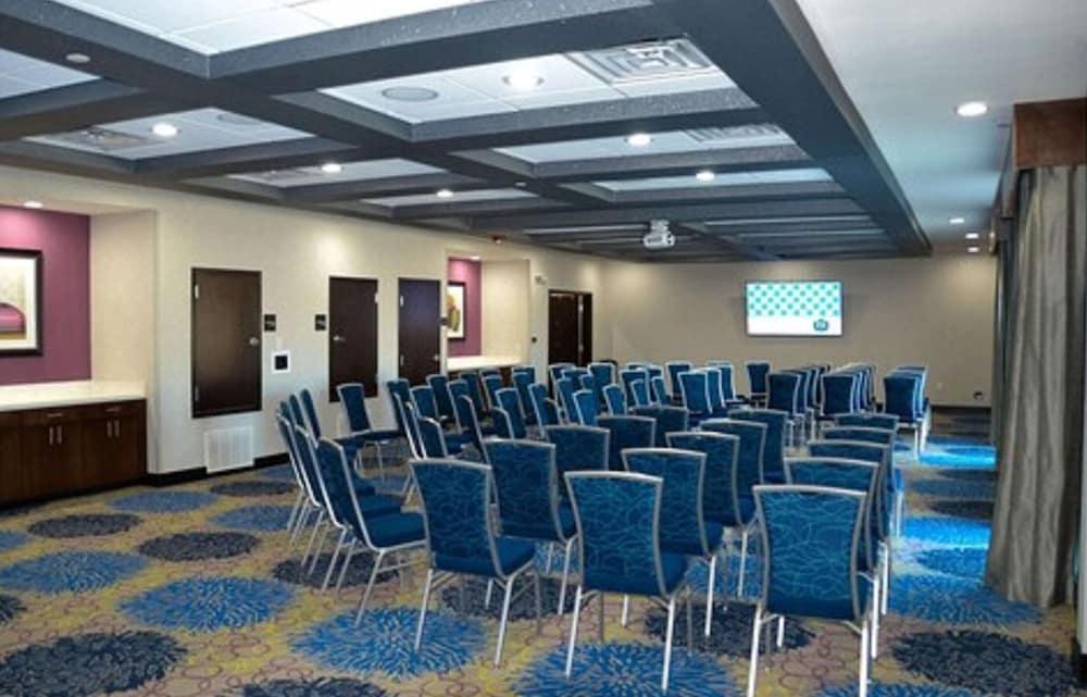 Hampton Inn & Suites Tyler-South Екстериор снимка